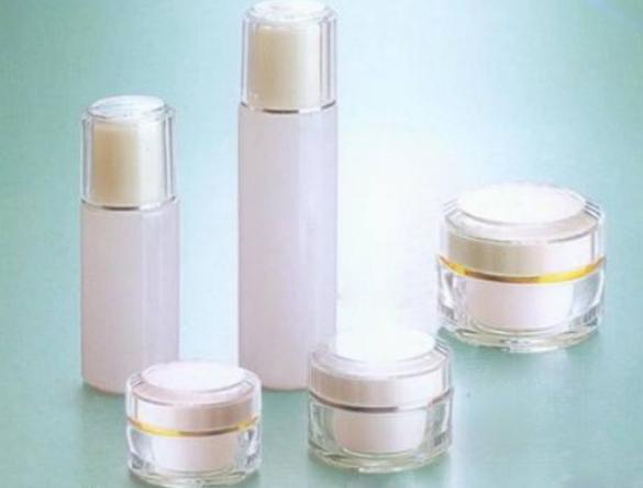 豪瑞生物技术是一家专业的集化妆品,医疗用品,消毒用品的研发